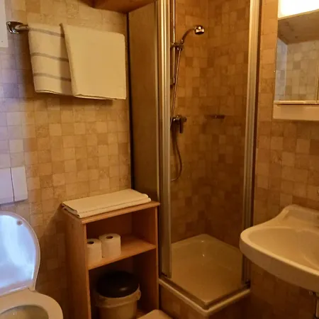 Haus Mesner Bed & Breakfast *